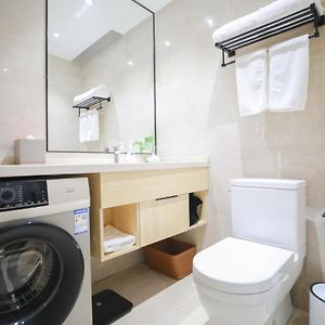 Deluxe Twin Room Lake View